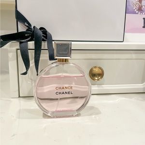 CHANCE EAU TENDRE
Eau de Parfum Spray, 3.4-oz.